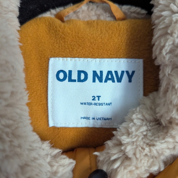 Old Navy NWT golden yellow winter quilted jacket for kids size 2T. - Picture 4 of 6